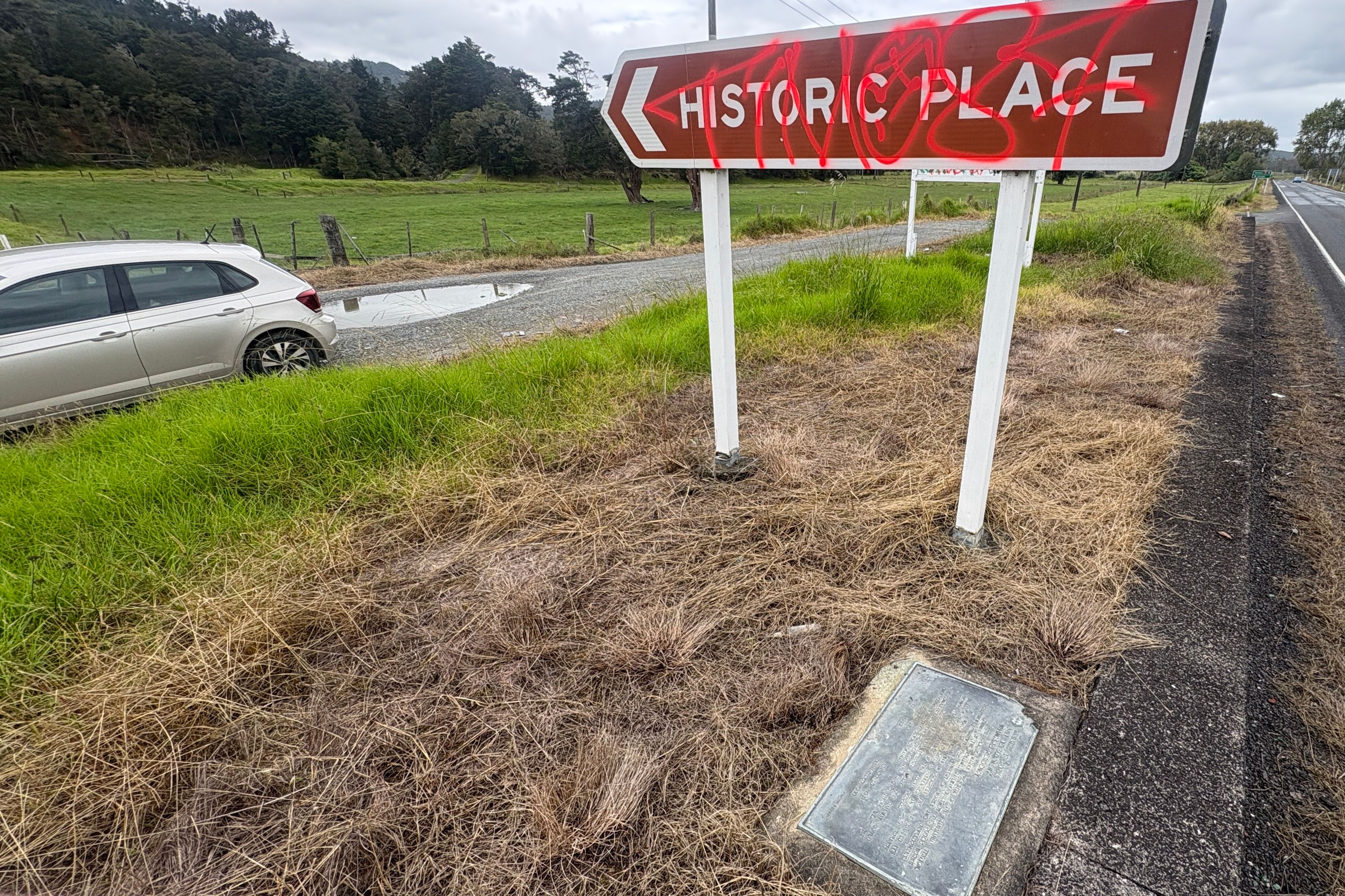 Restauracje w pobliżu Rangiahua Historic Railway & de Thierry Site - Image 3