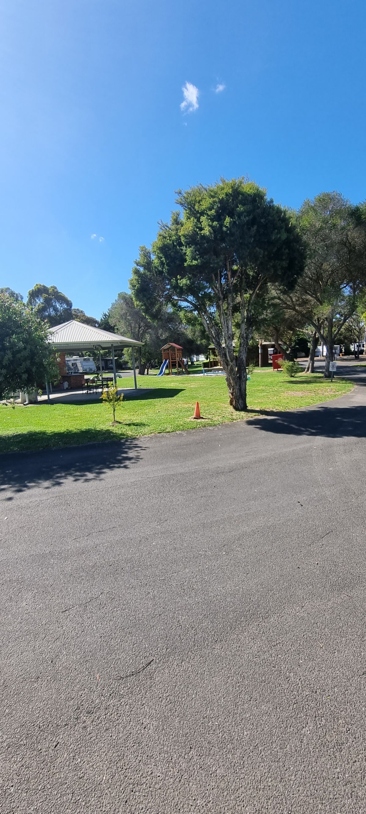 Pakenham Caravan Park - Image 2