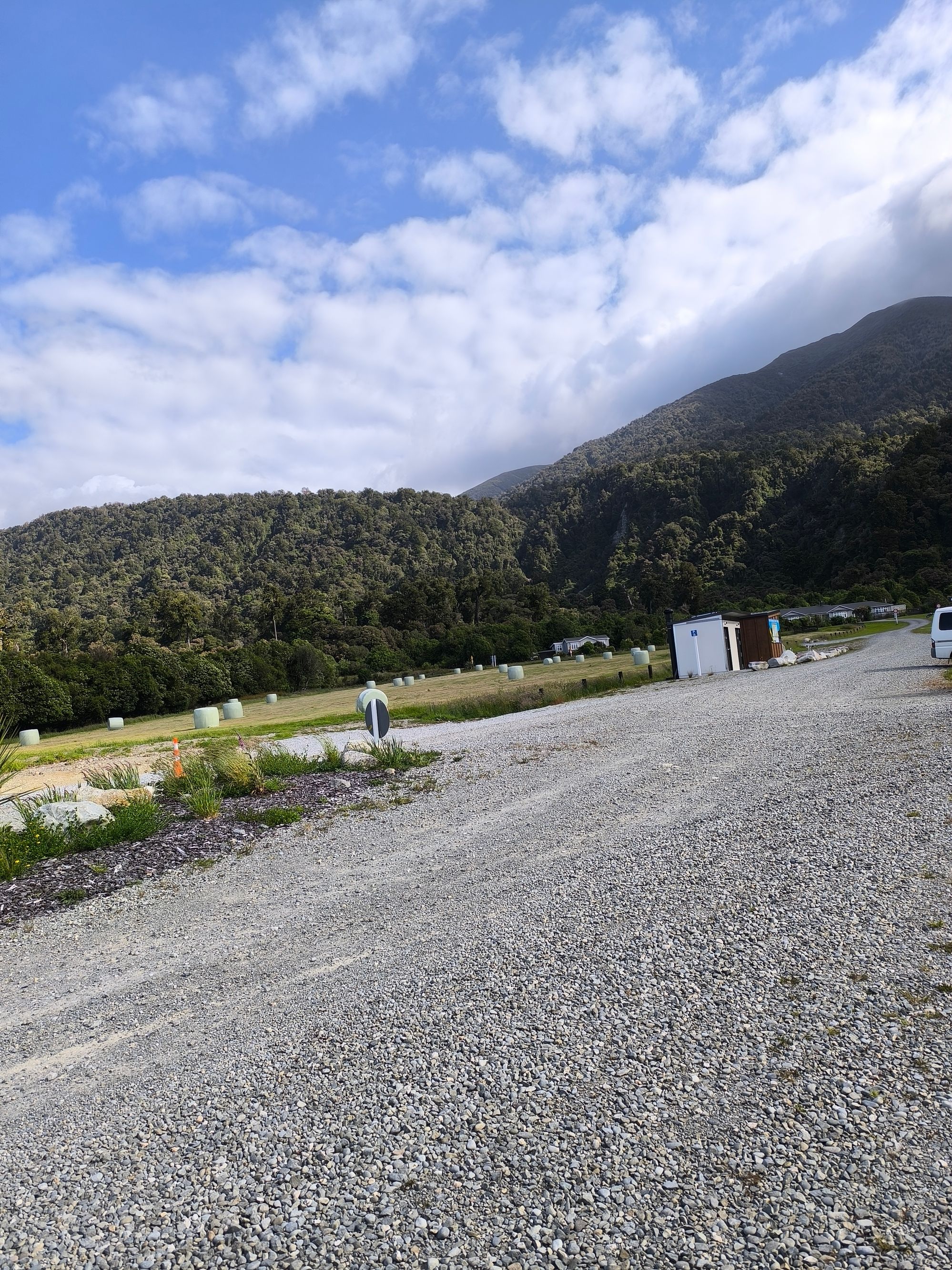 Bain Bay - Image 3