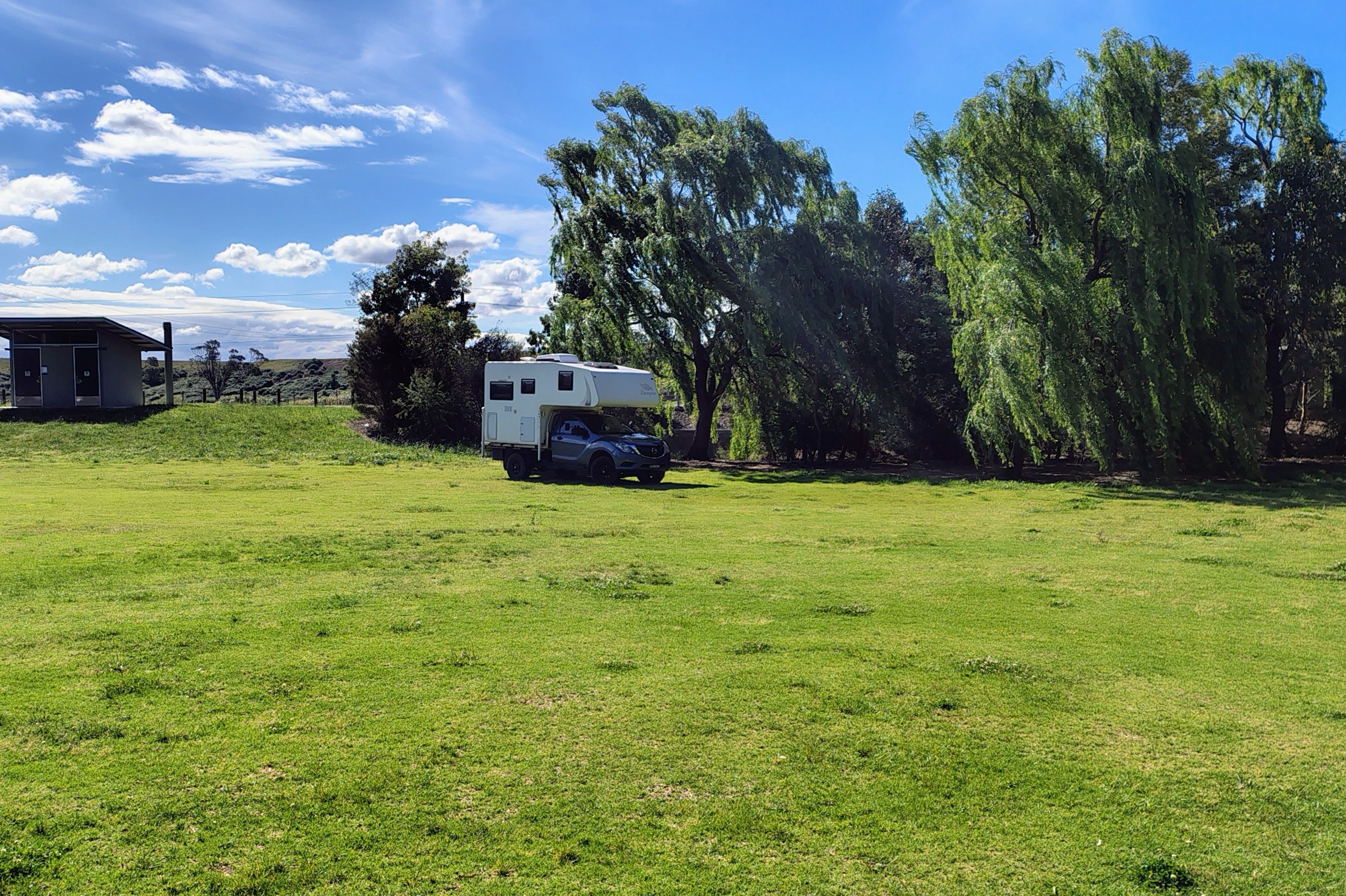 Willow Park Rest Area at Rosedale - Image 3