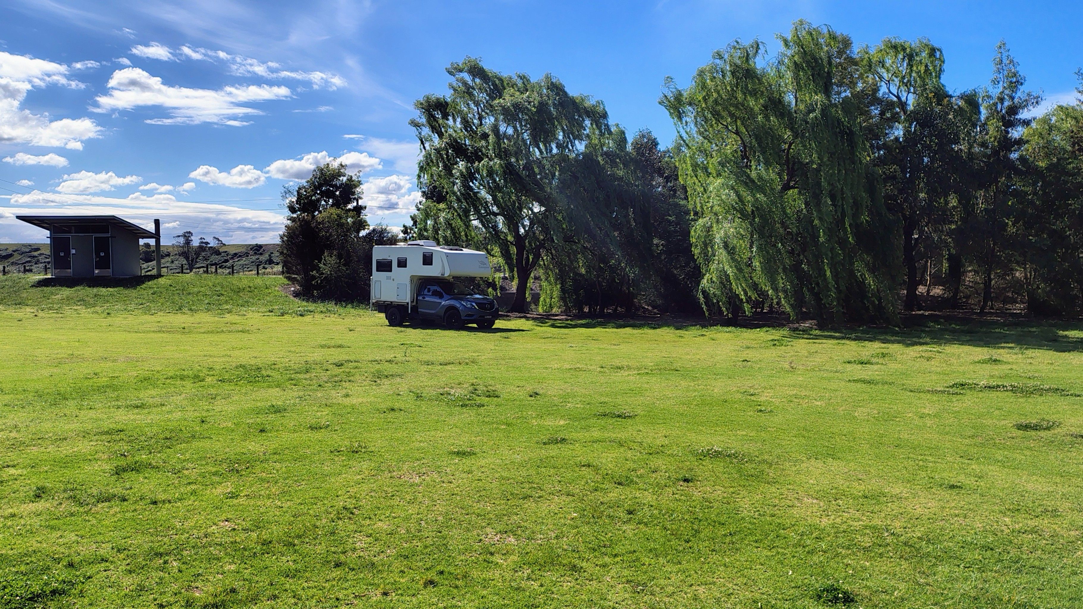 Willow Park Rest Area at Rosedale - Image 3