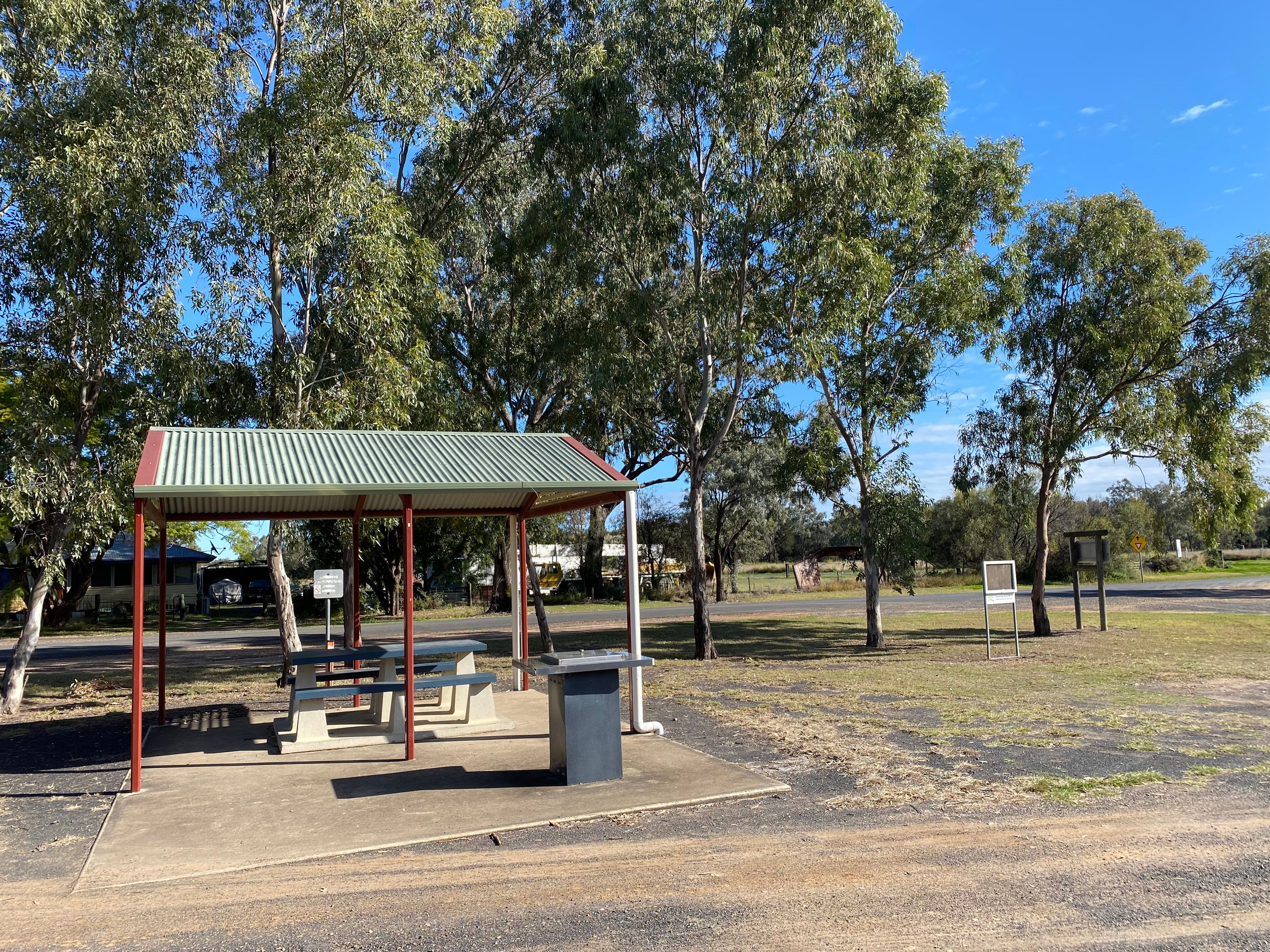 Bungunya Rest Area - Image 2