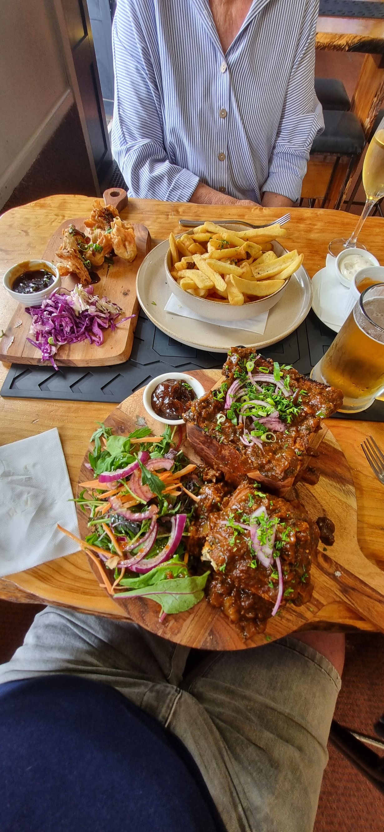 Poroti Tavern - Image 2