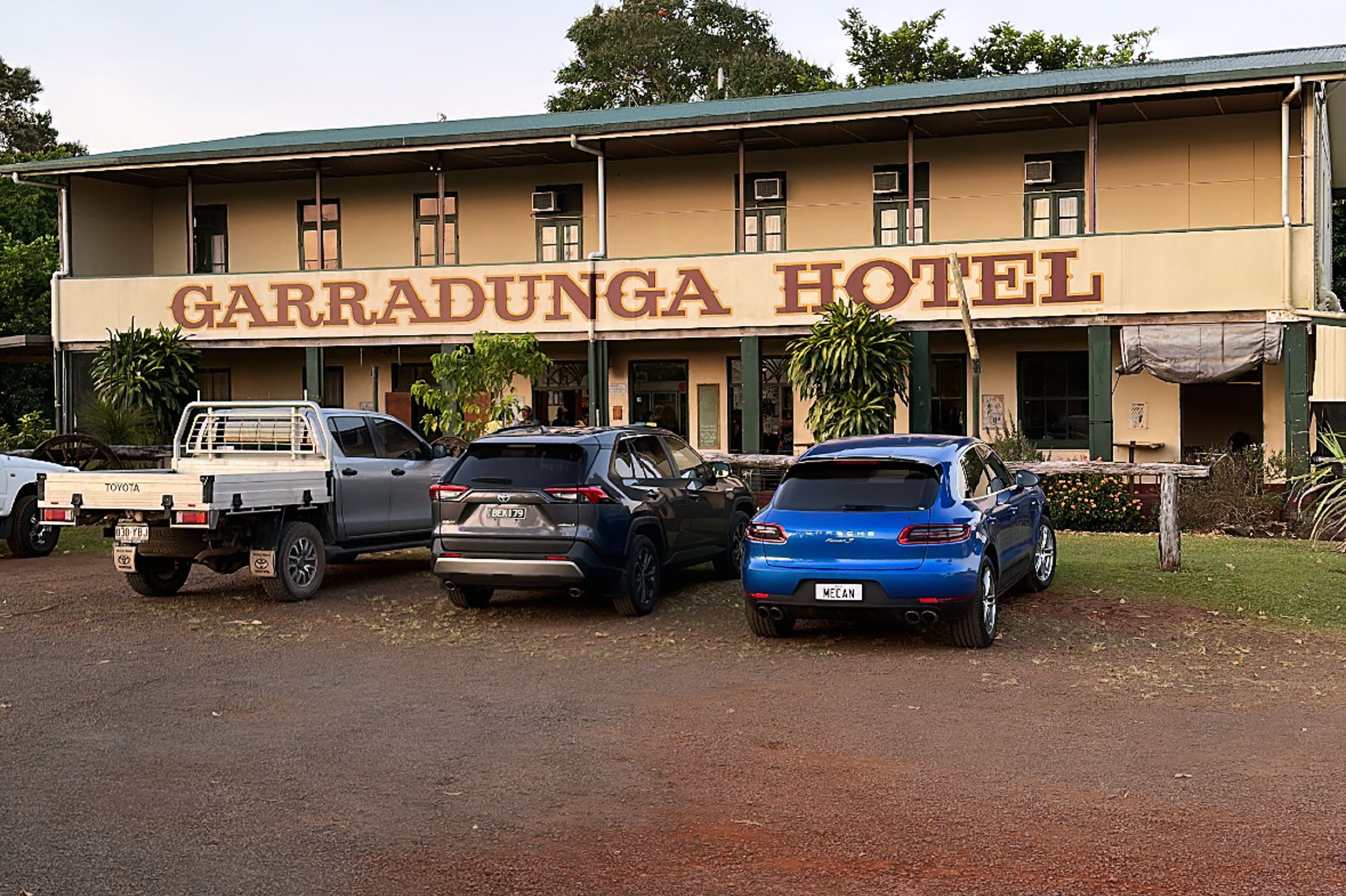 Garradunga Hotel