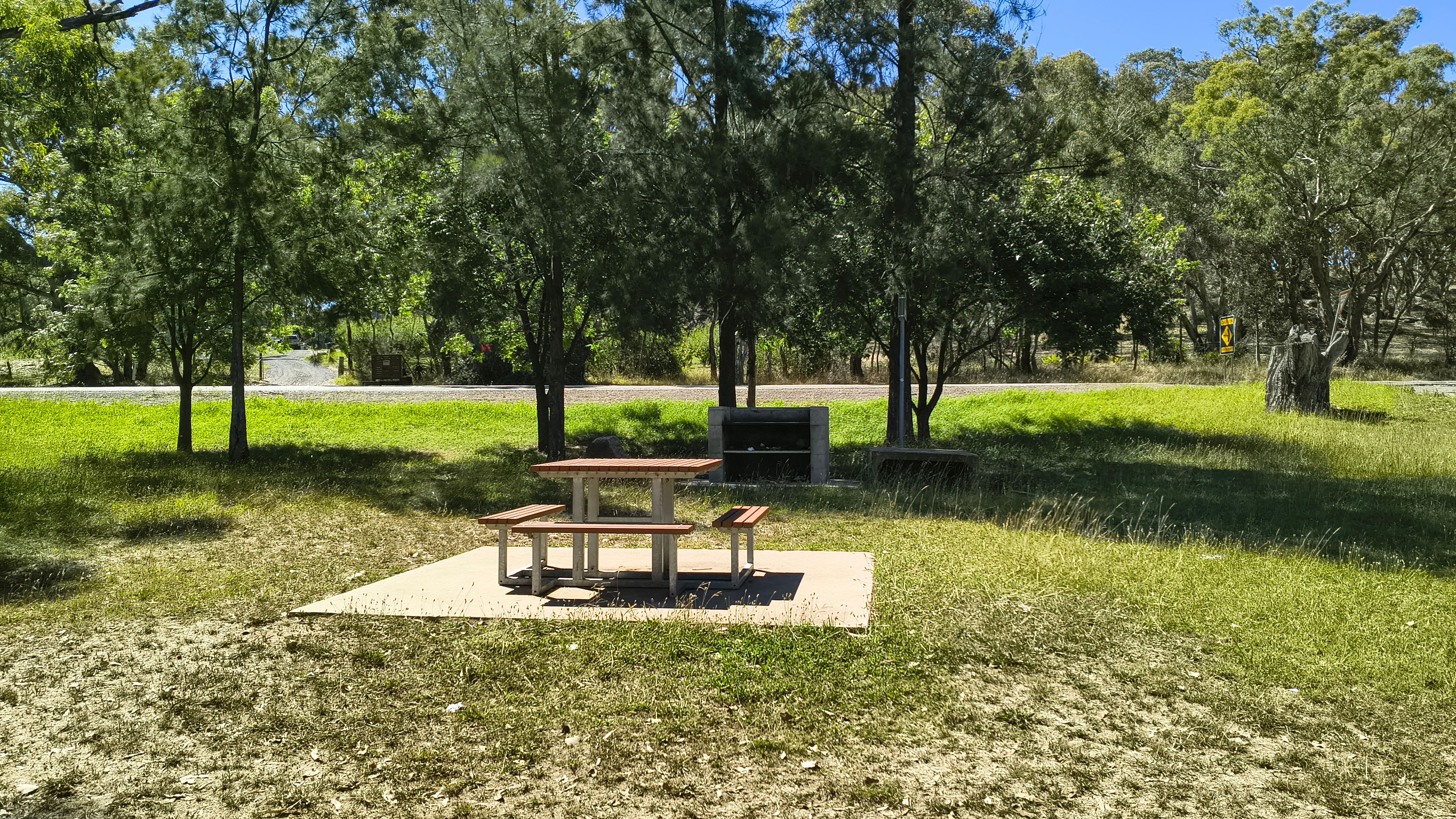 Big Spring Creek Rest Area 근처 오락거리