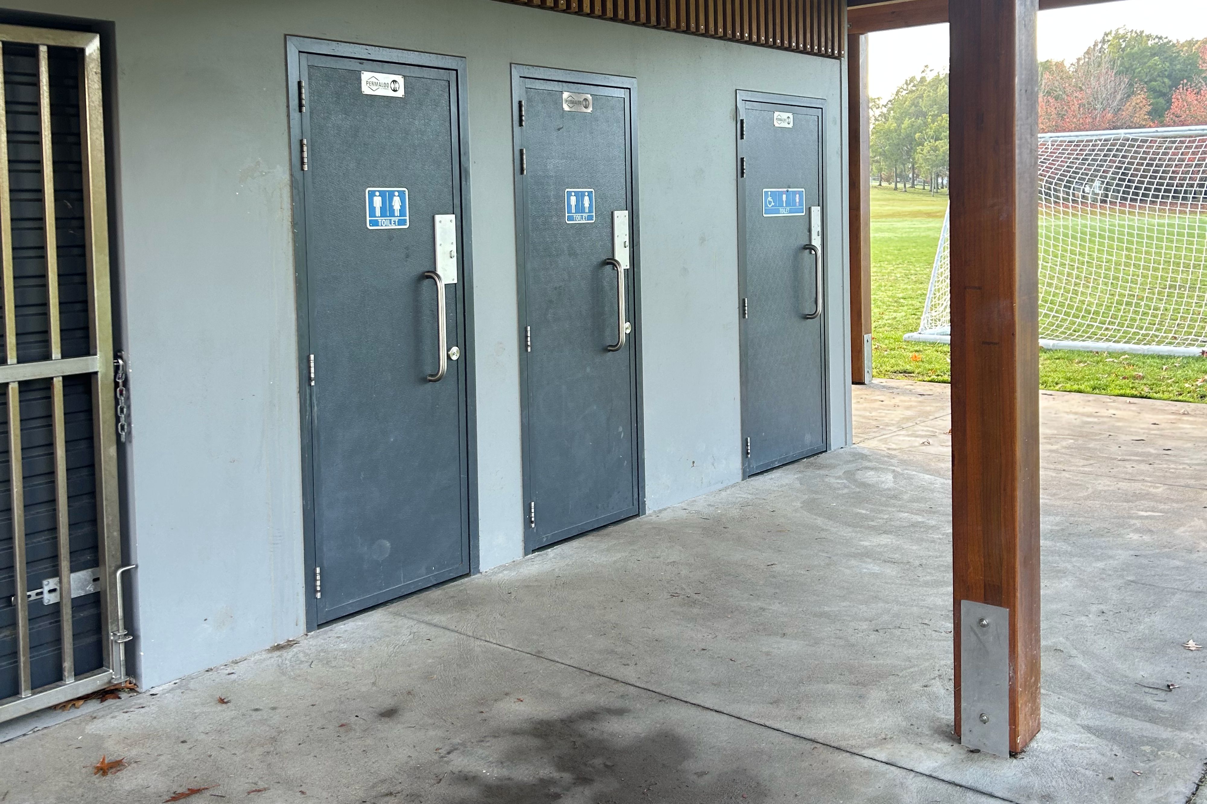 Porritt Stadium Self Contained Vehicle Campground - Image 3