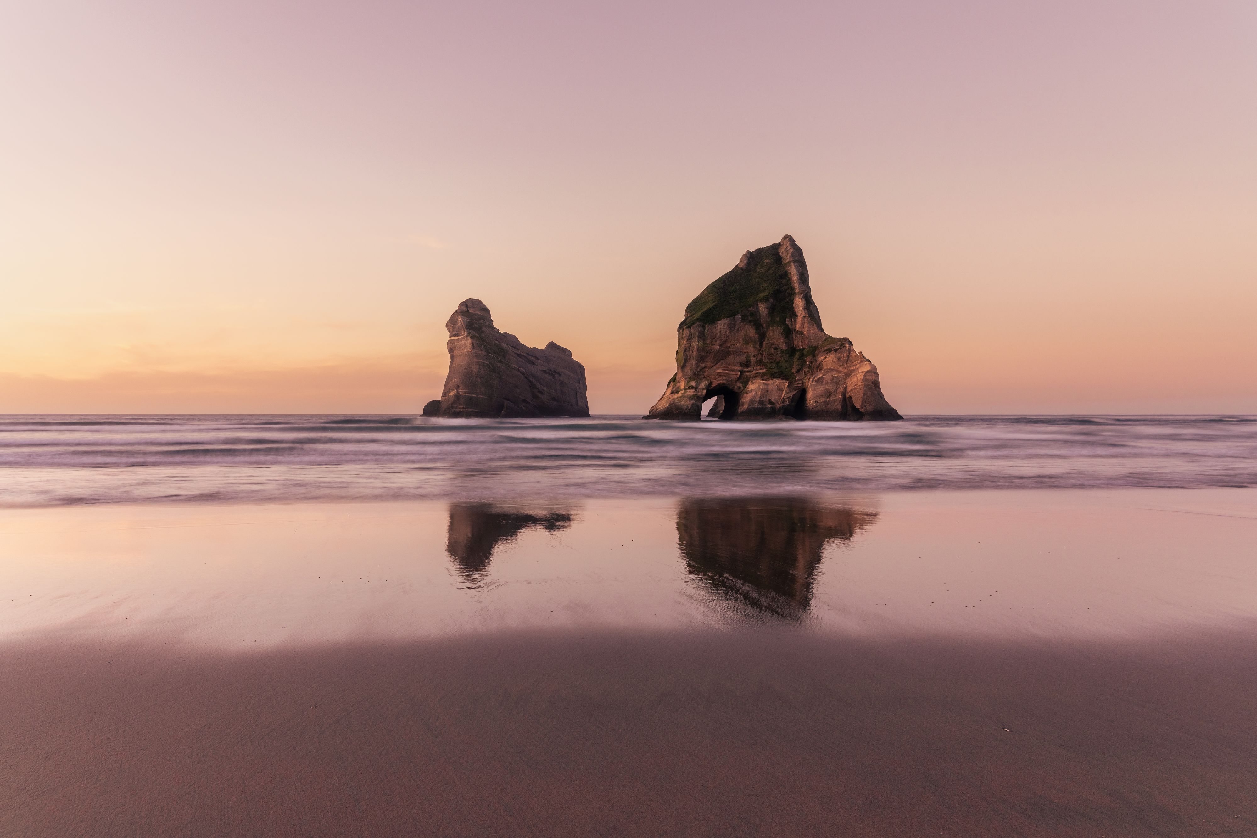 Wharariki Beach - Image 2