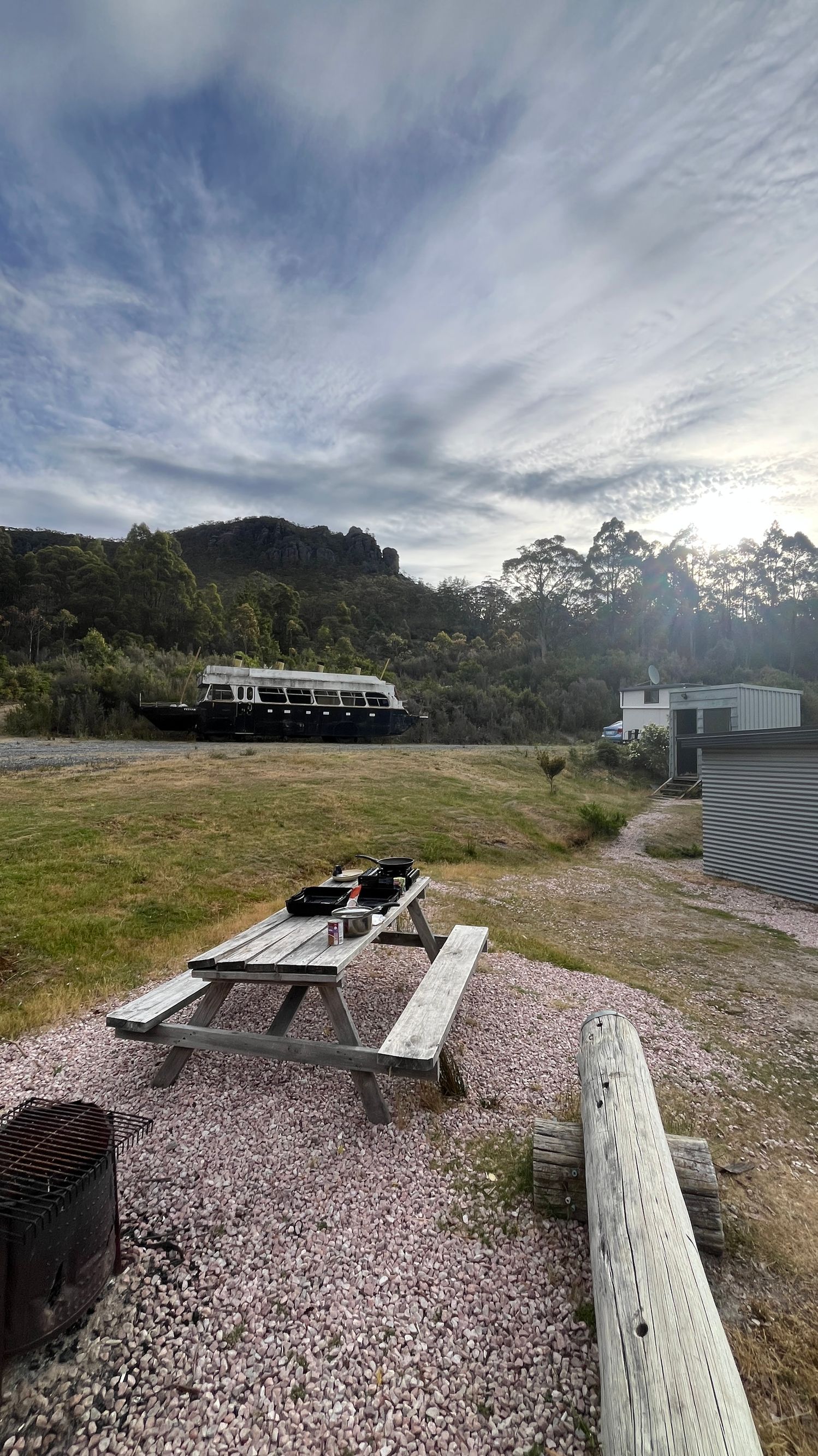 Café et camping à Round Hill - Image 3