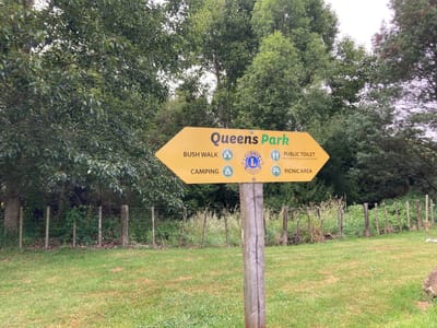 Queens Park photo 5