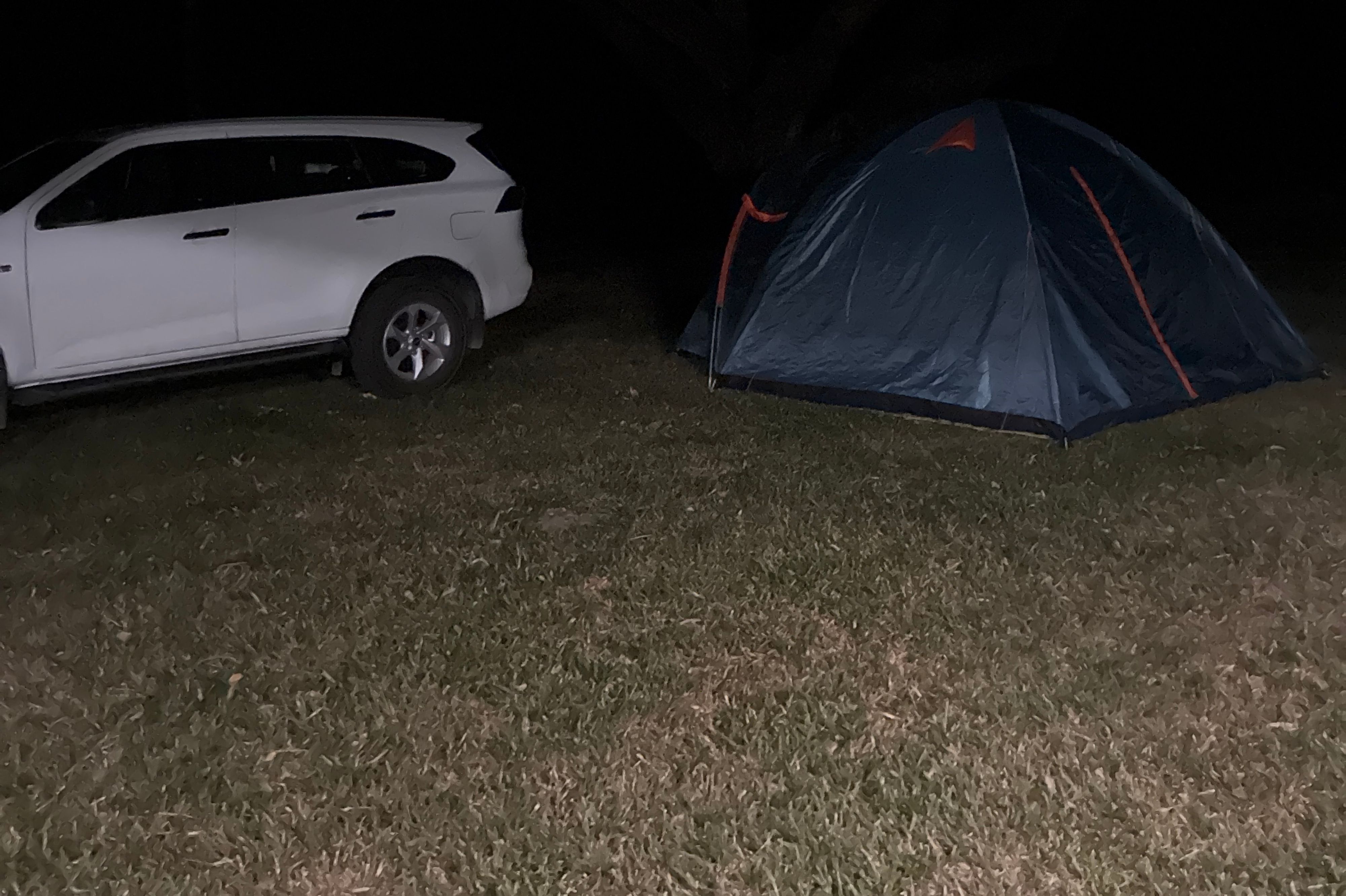 موقع Mount Surround Holiday Park
