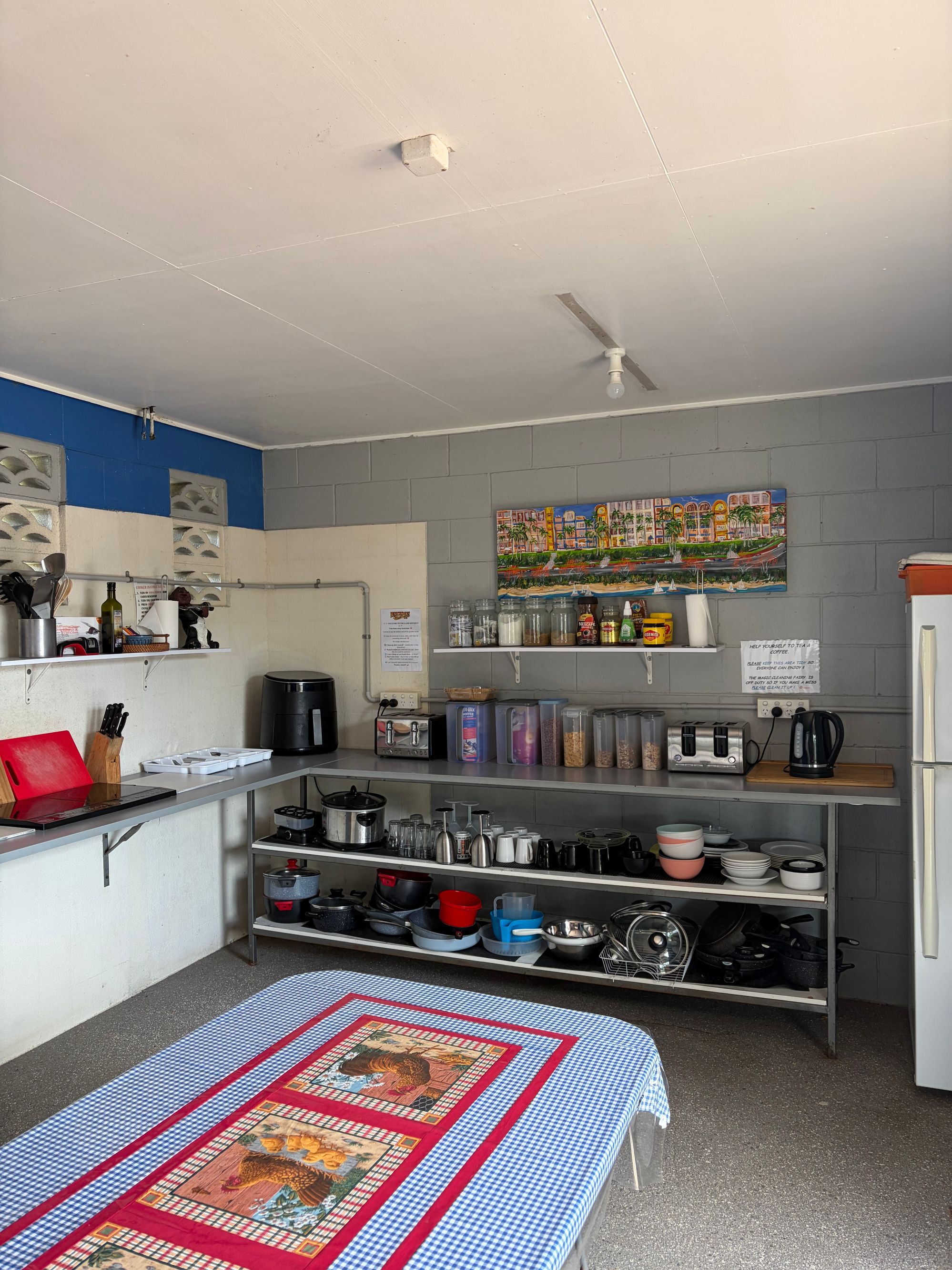 Bushchooks Travellers Village - Image 3