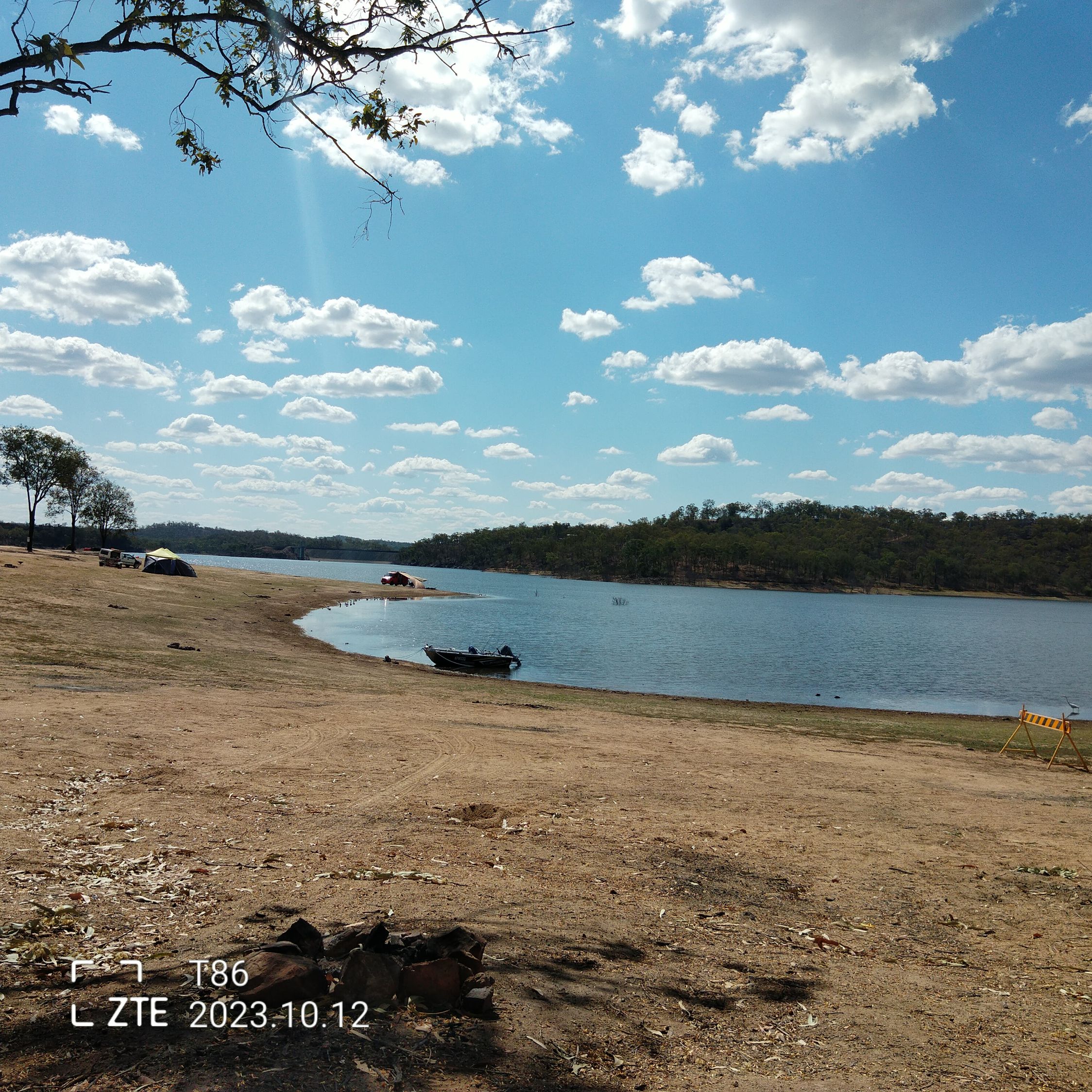 Lake Boondooma Lookout Campground के बारे में राय
