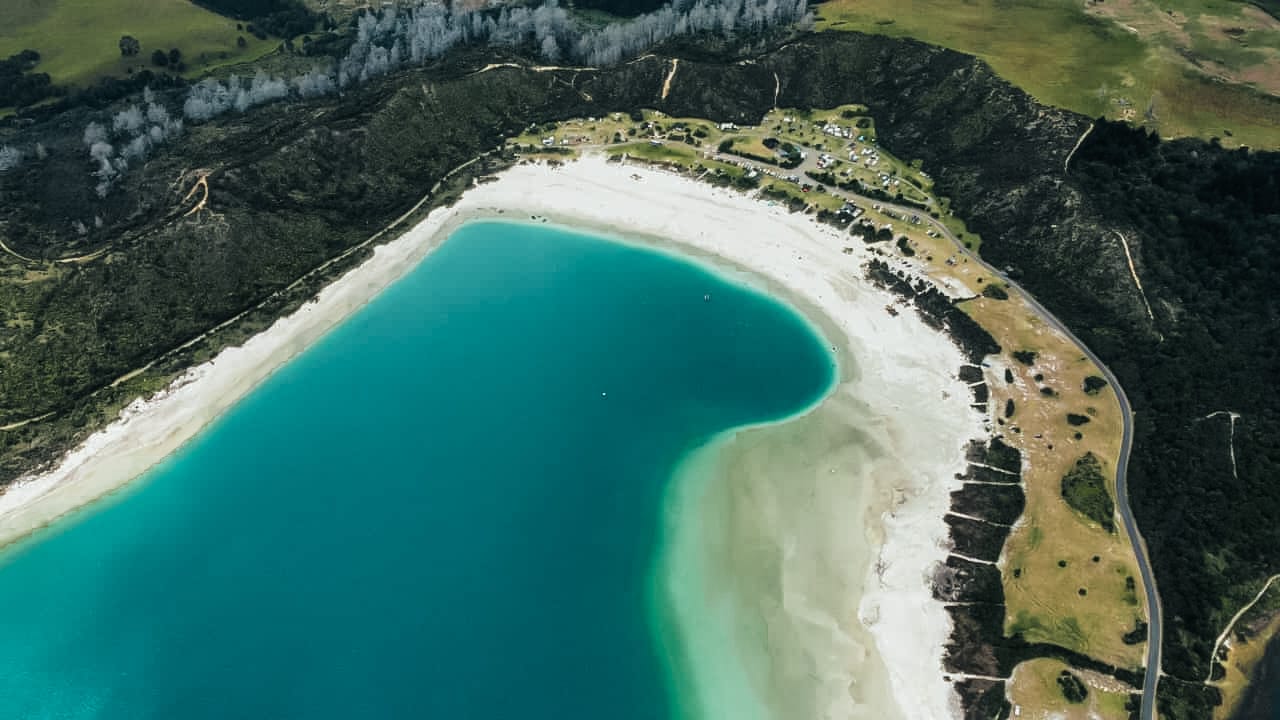 The Kai Iwi Lakes - Image 3