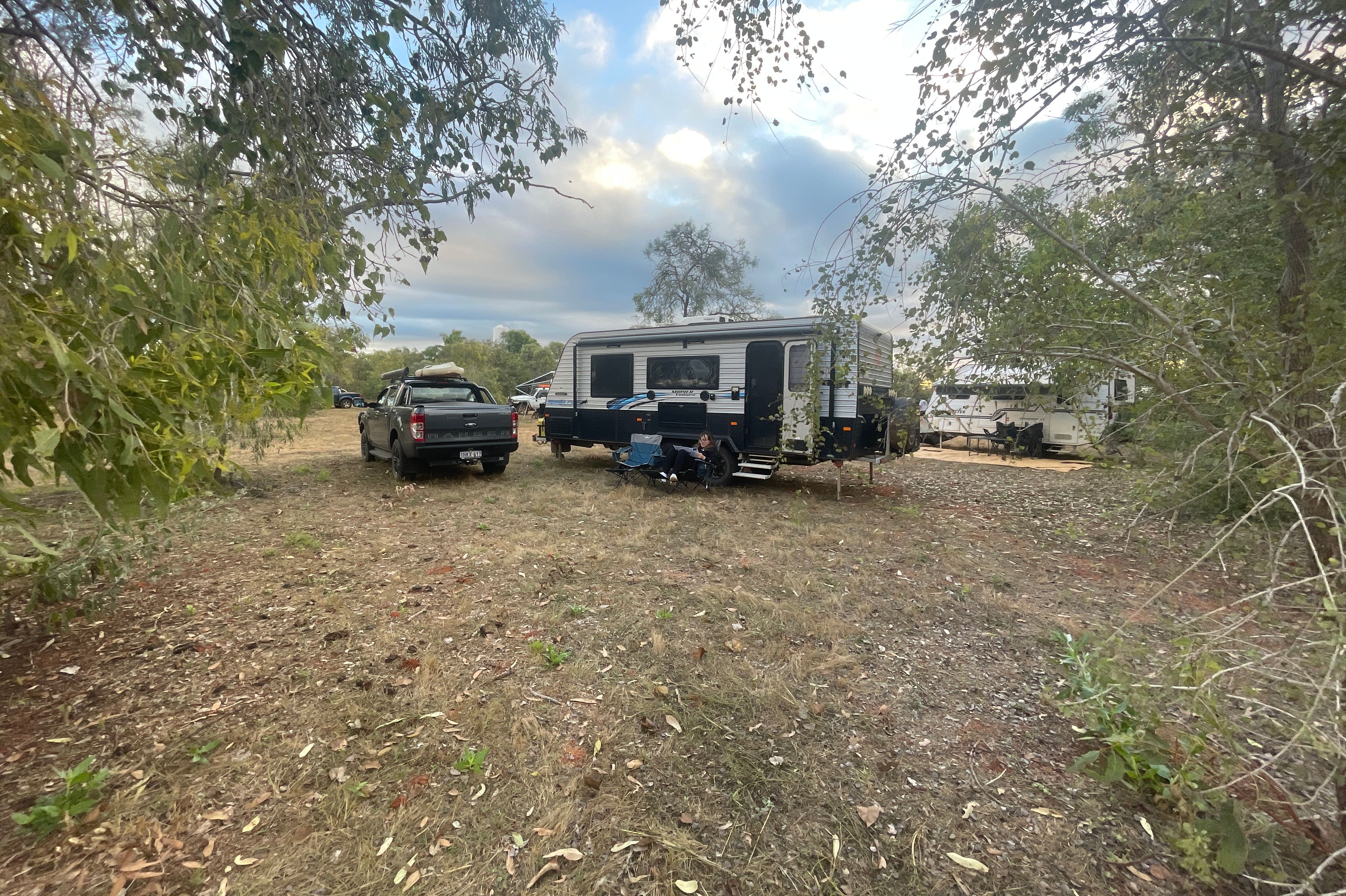 Broomes Gateway Pet Friendly Caravan Park